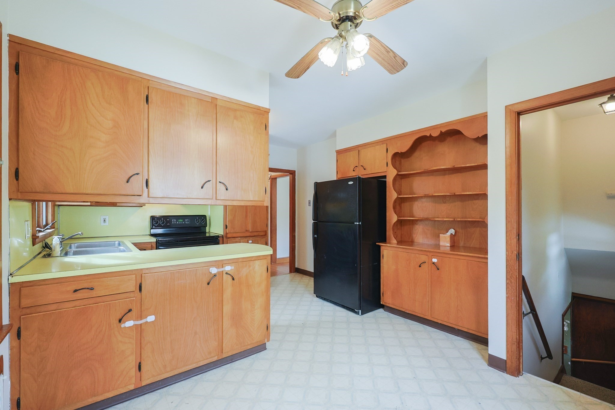 66 Meadow Ln, Somerset, MA 02726 - Image 17