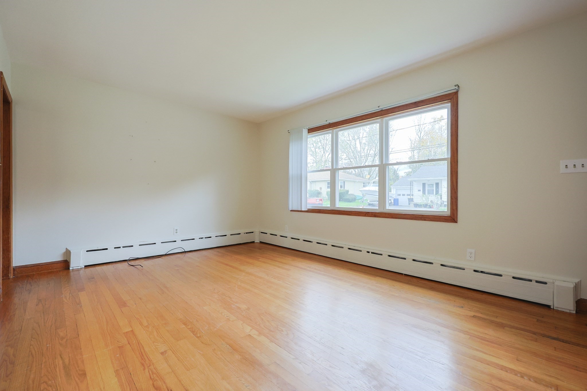 66 Meadow Ln, Somerset, MA 02726 - Image 7