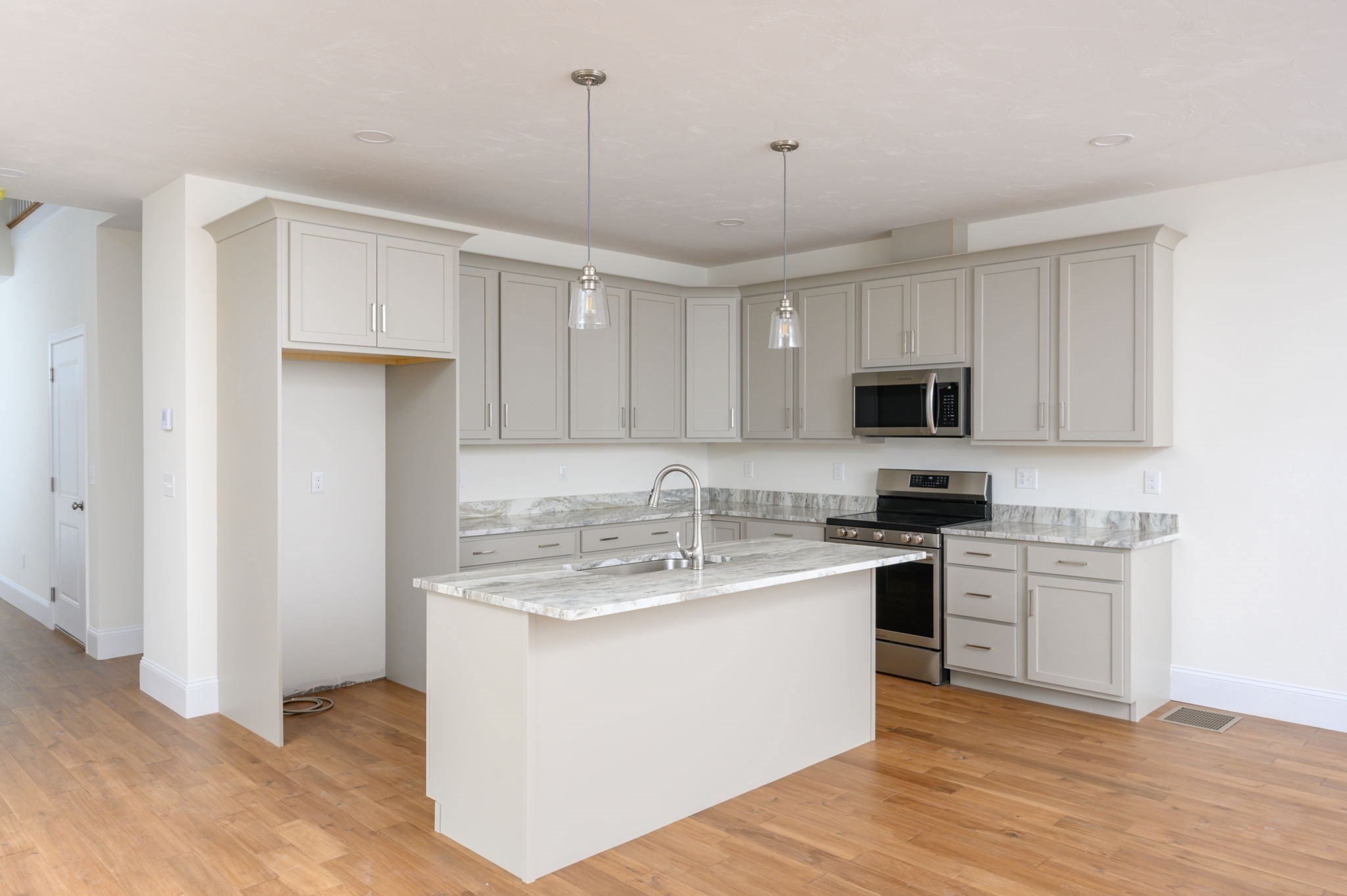 7 Hayford Trail Unit 12, Hanson, MA 02341 - Image 6