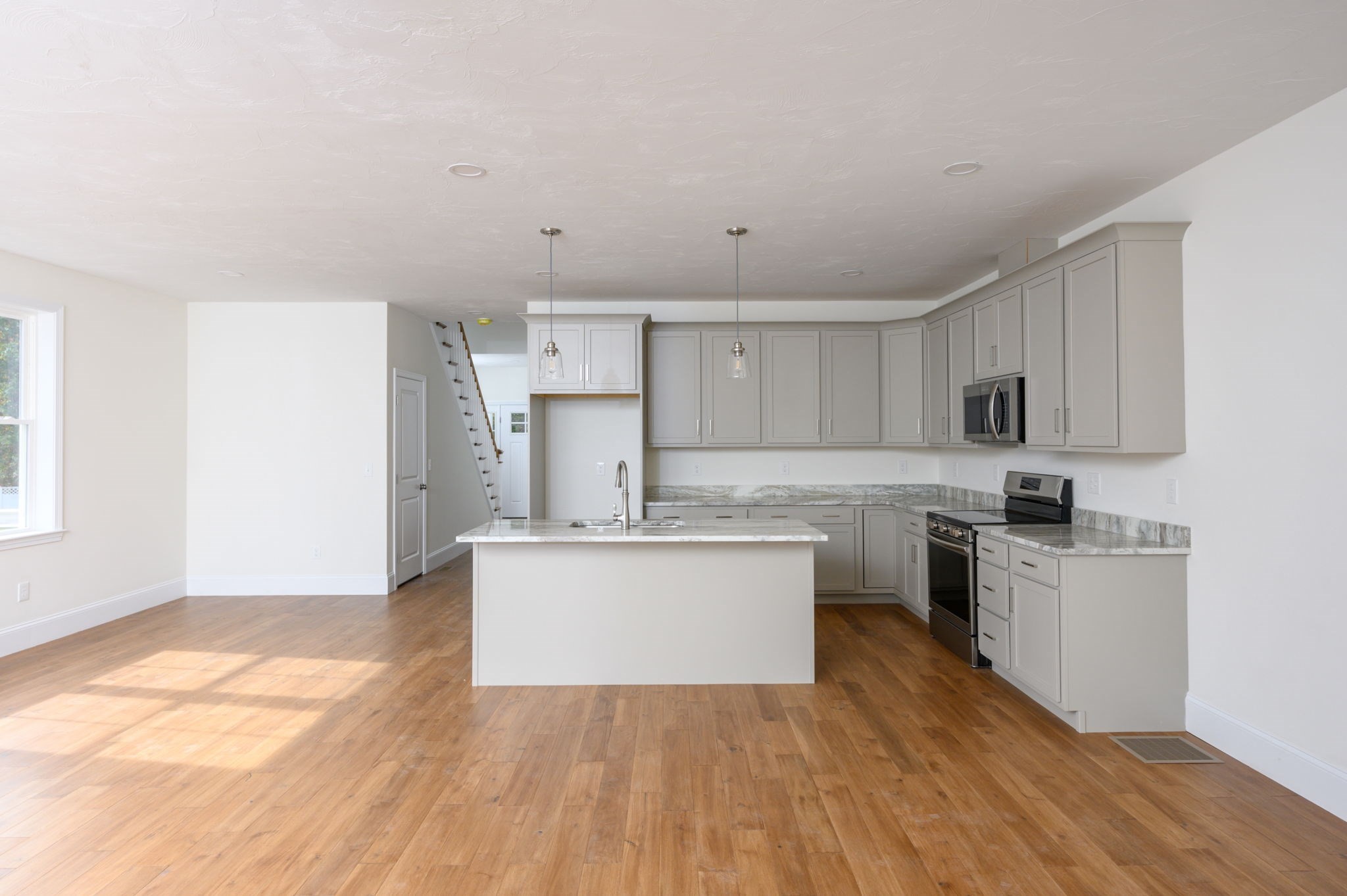 7 Hayford Trail Unit 12, Hanson, MA 02341 - Image 9