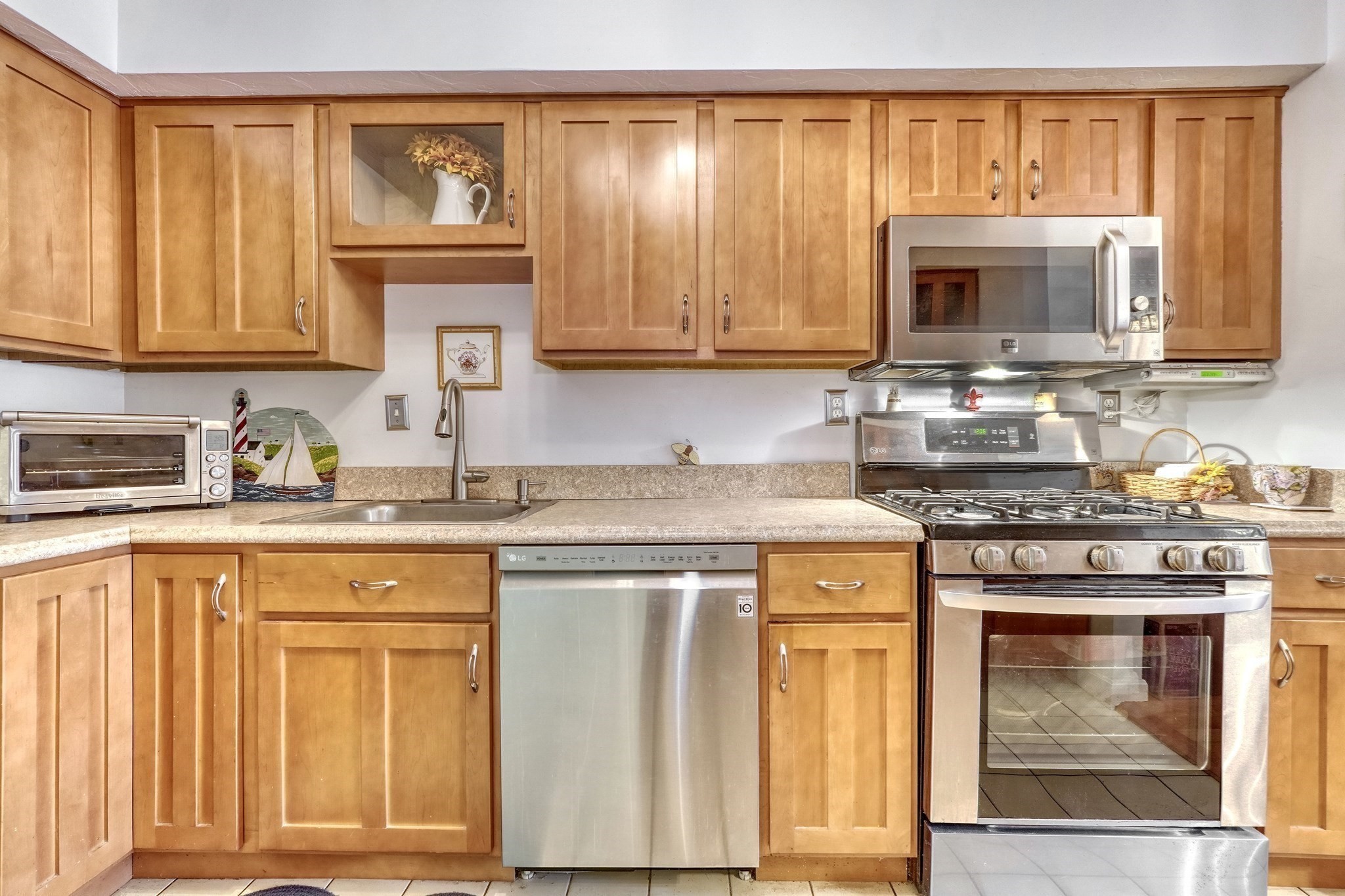 1206 Lagrange Street Unit 1206, West Roxbury, Boston, MA 02132 - Image 7