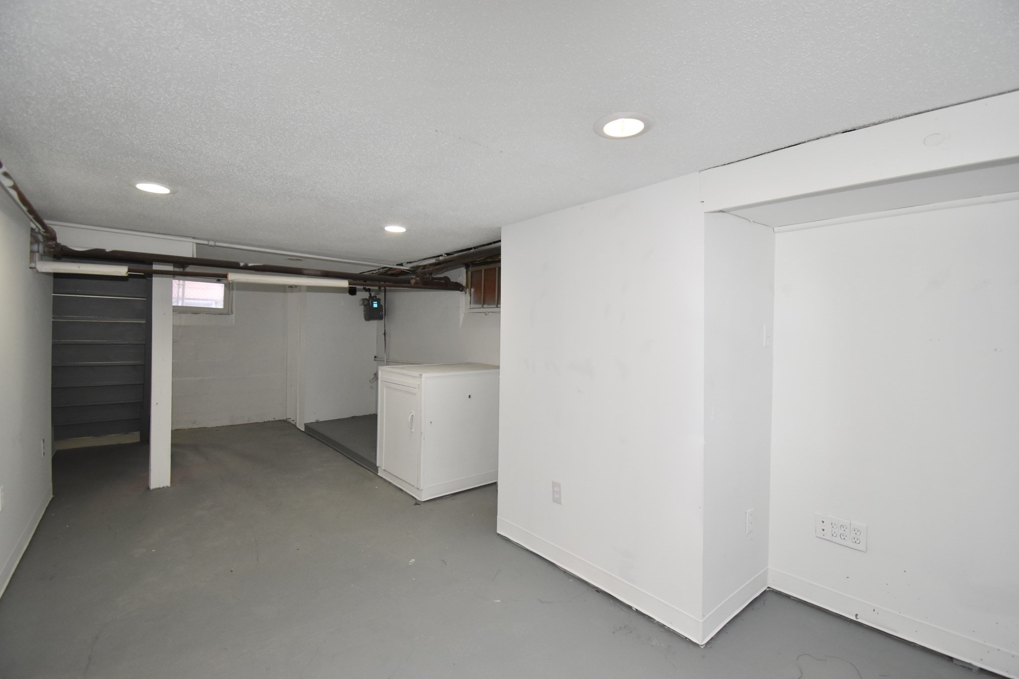 34 Castle St, Springfield, MA 01118 - Image 25