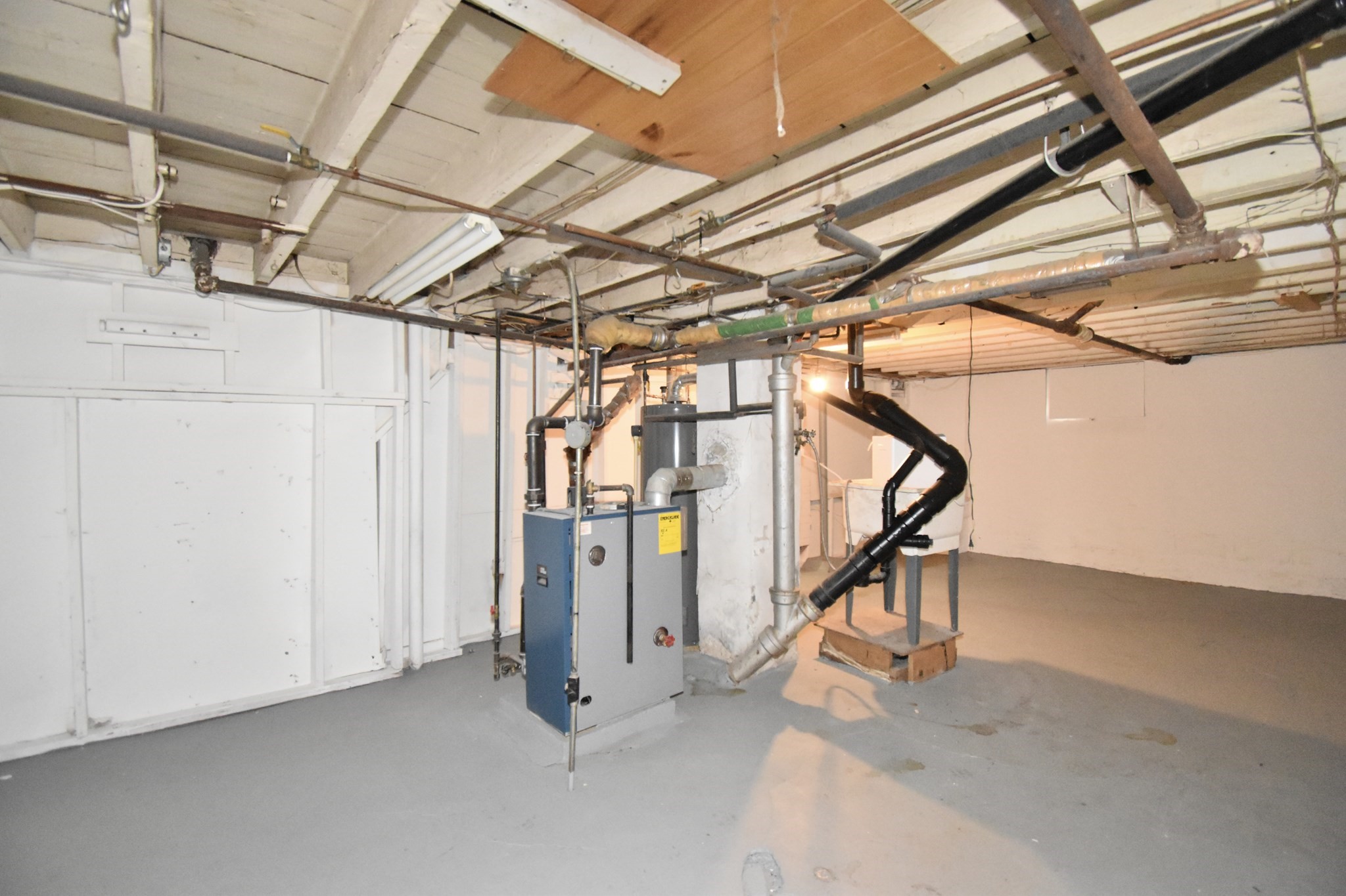 34 Castle St, Springfield, MA 01118 - Image 27