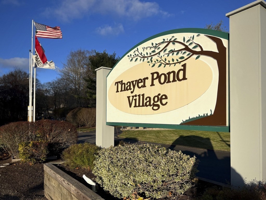 28 Thayer Pond Dr Unit 12, Oxford, MA 01537