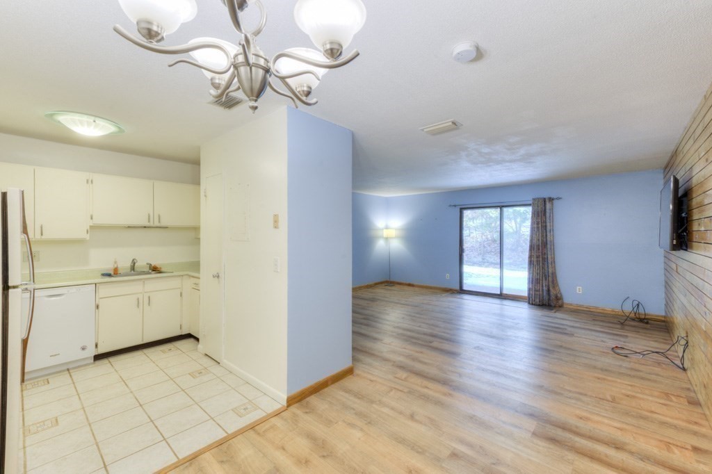 28 Thayer Pond Dr Unit 12, Oxford, MA 01537 - Image 15