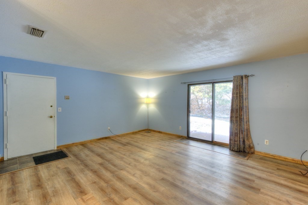 28 Thayer Pond Dr Unit 12, Oxford, MA 01537 - Image 10