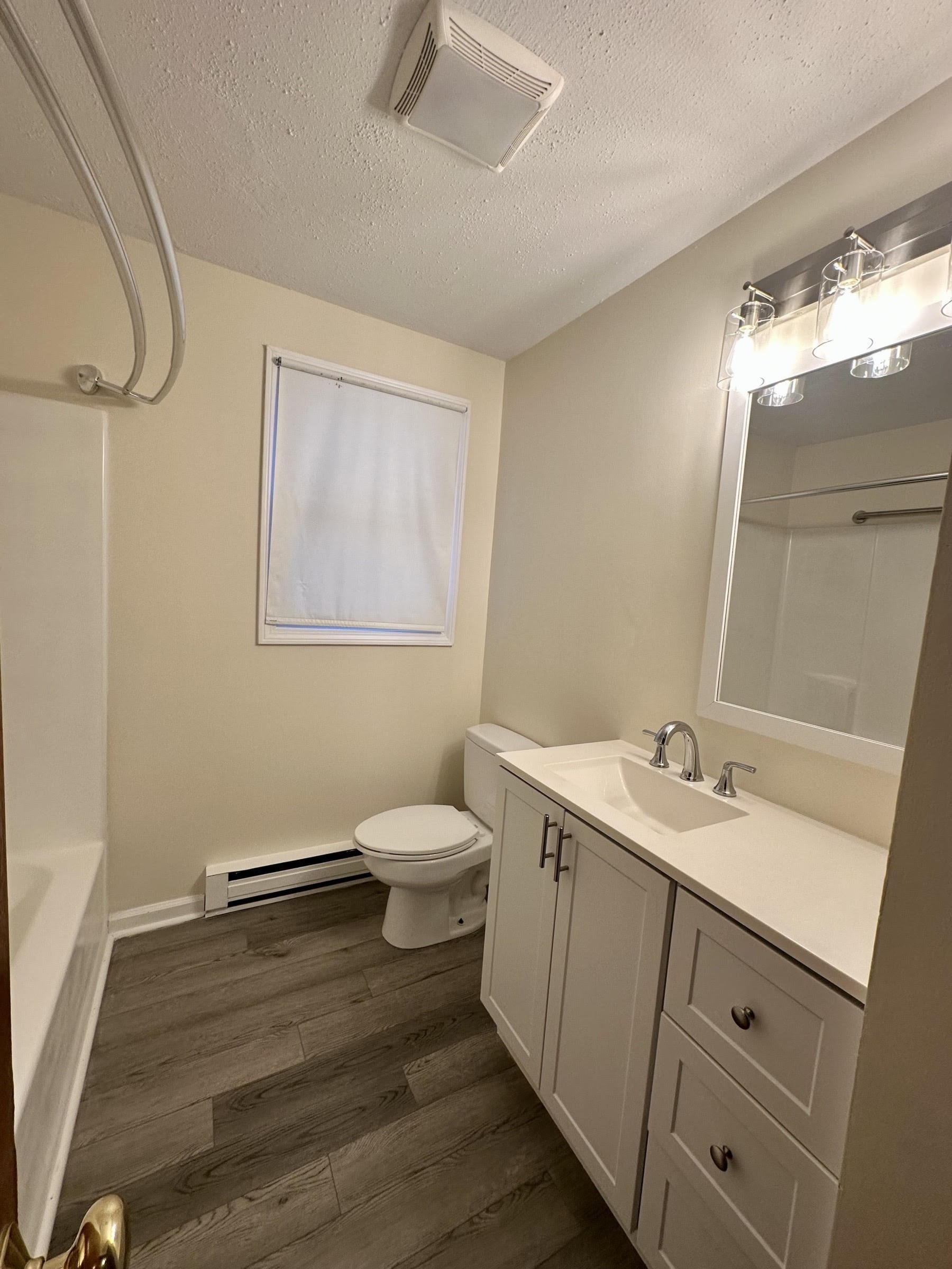 52 Price St, Springfield, MA 01104 - Image 9