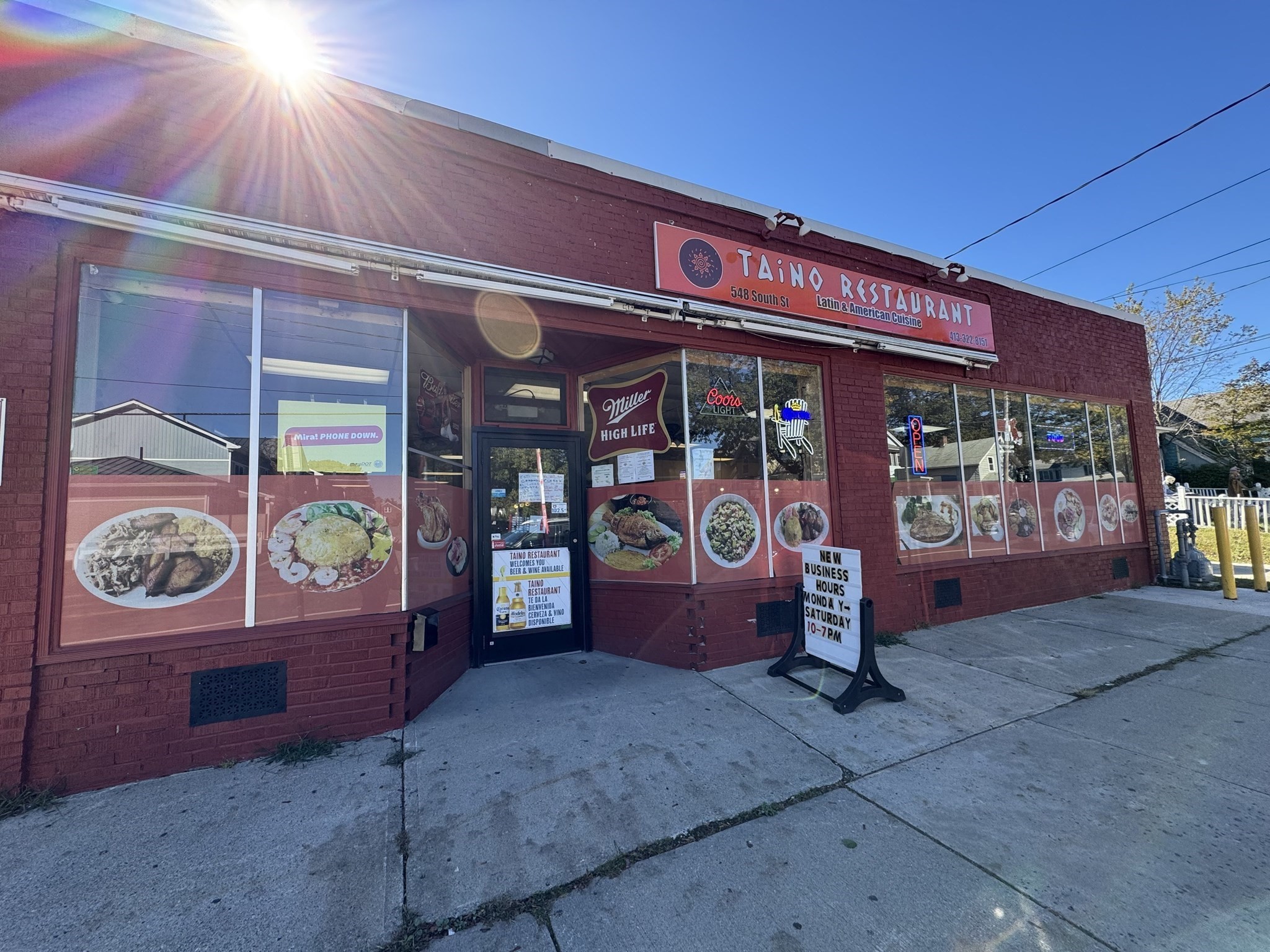 548 South St, Holyoke, MA 01040 - Image 1