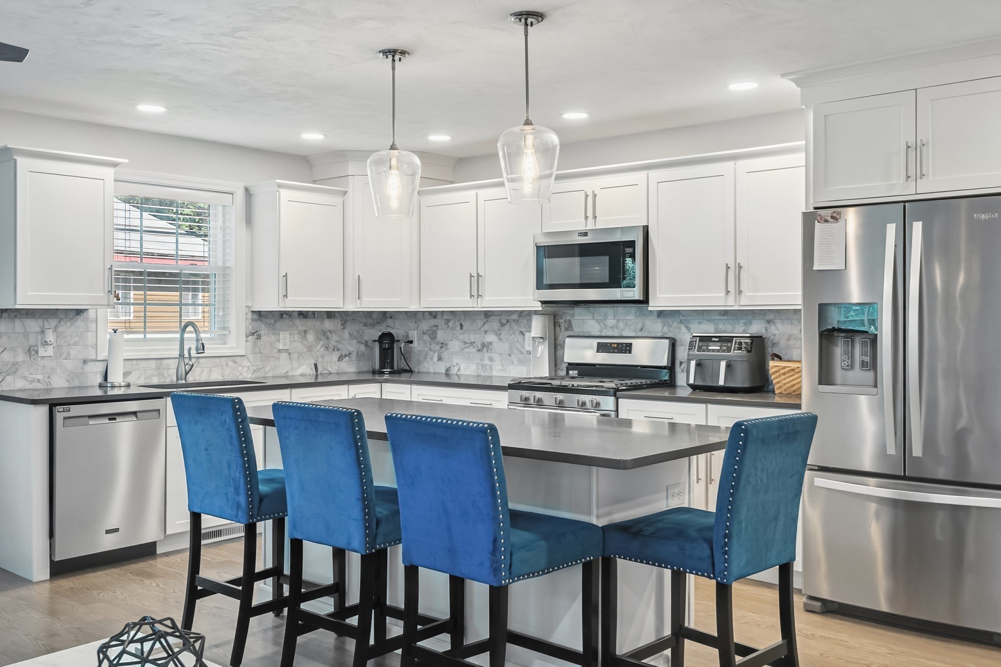 33 Phalanx St, Tyngsborough, MA 01879 - Image 2