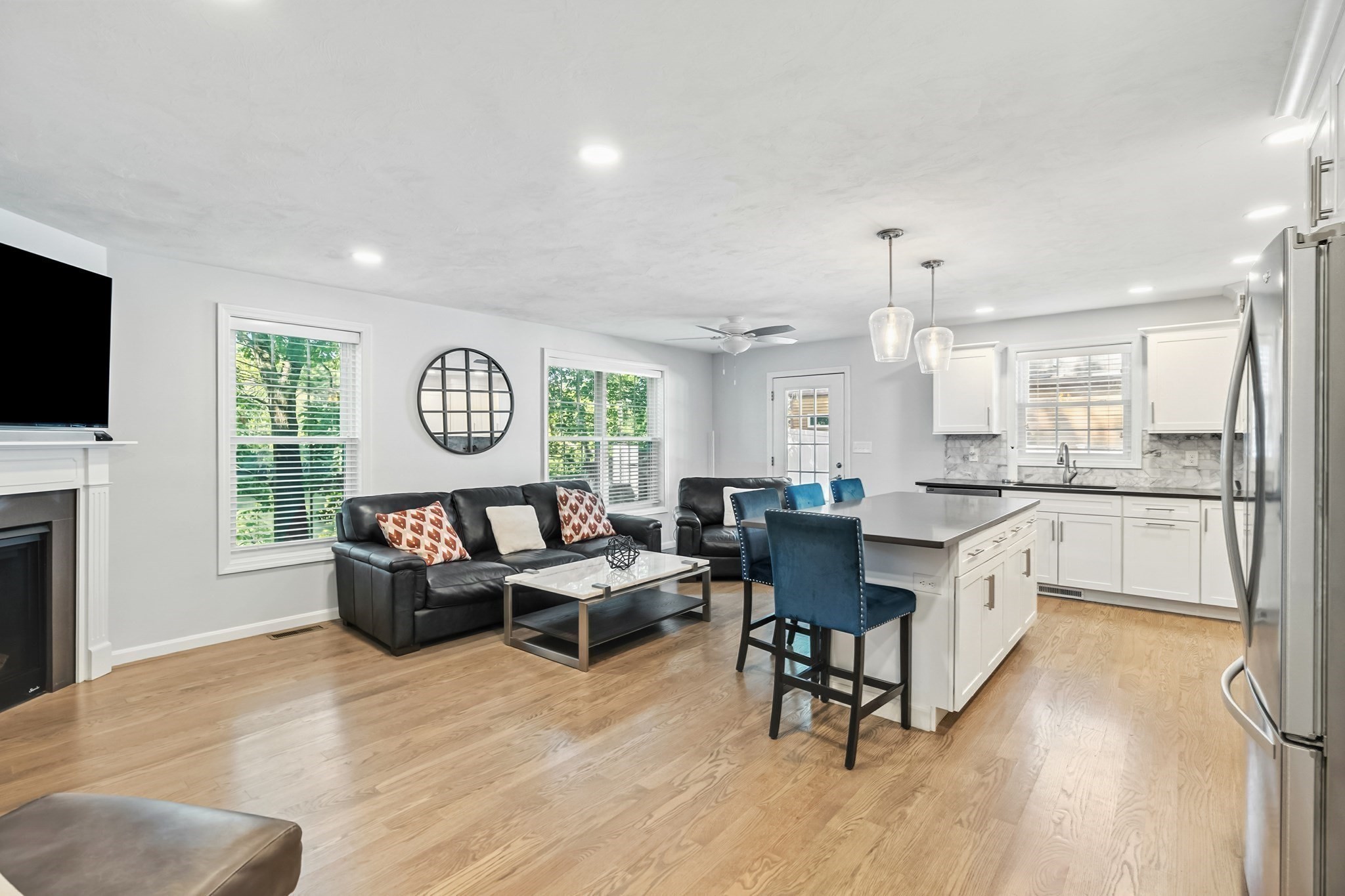 33 Phalanx St, Tyngsborough, MA 01879 - Image 5