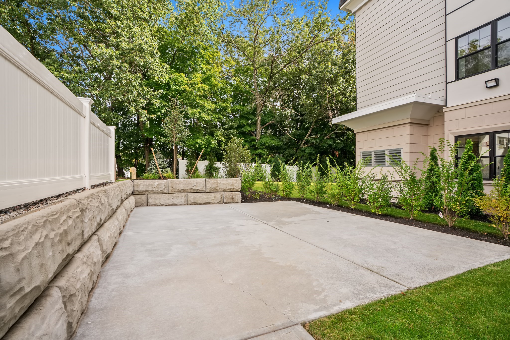 20 Audubon Way Unit 109, Canton, MA 02021