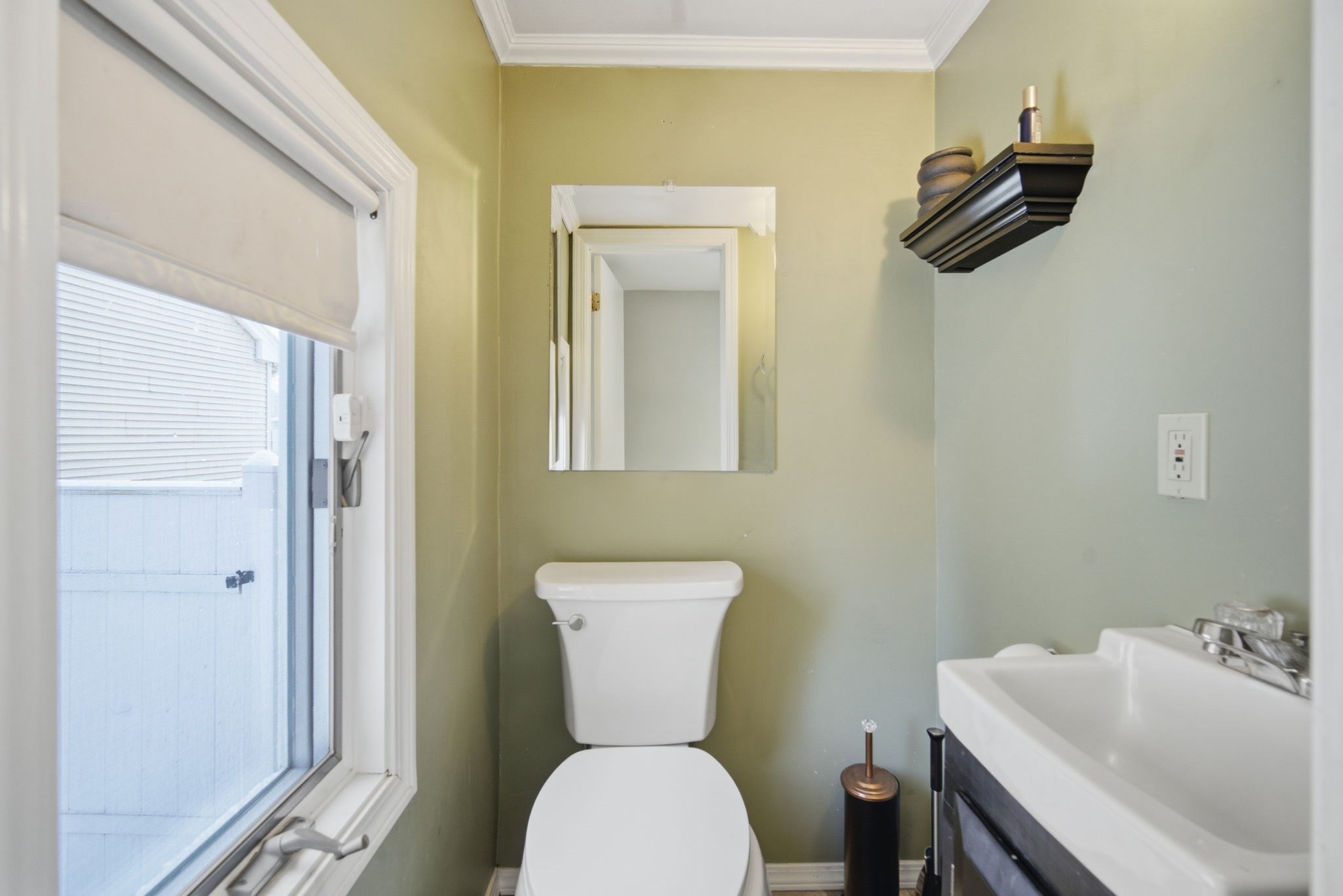 13 Bither St, Springfield, MA 01118 - Image 24