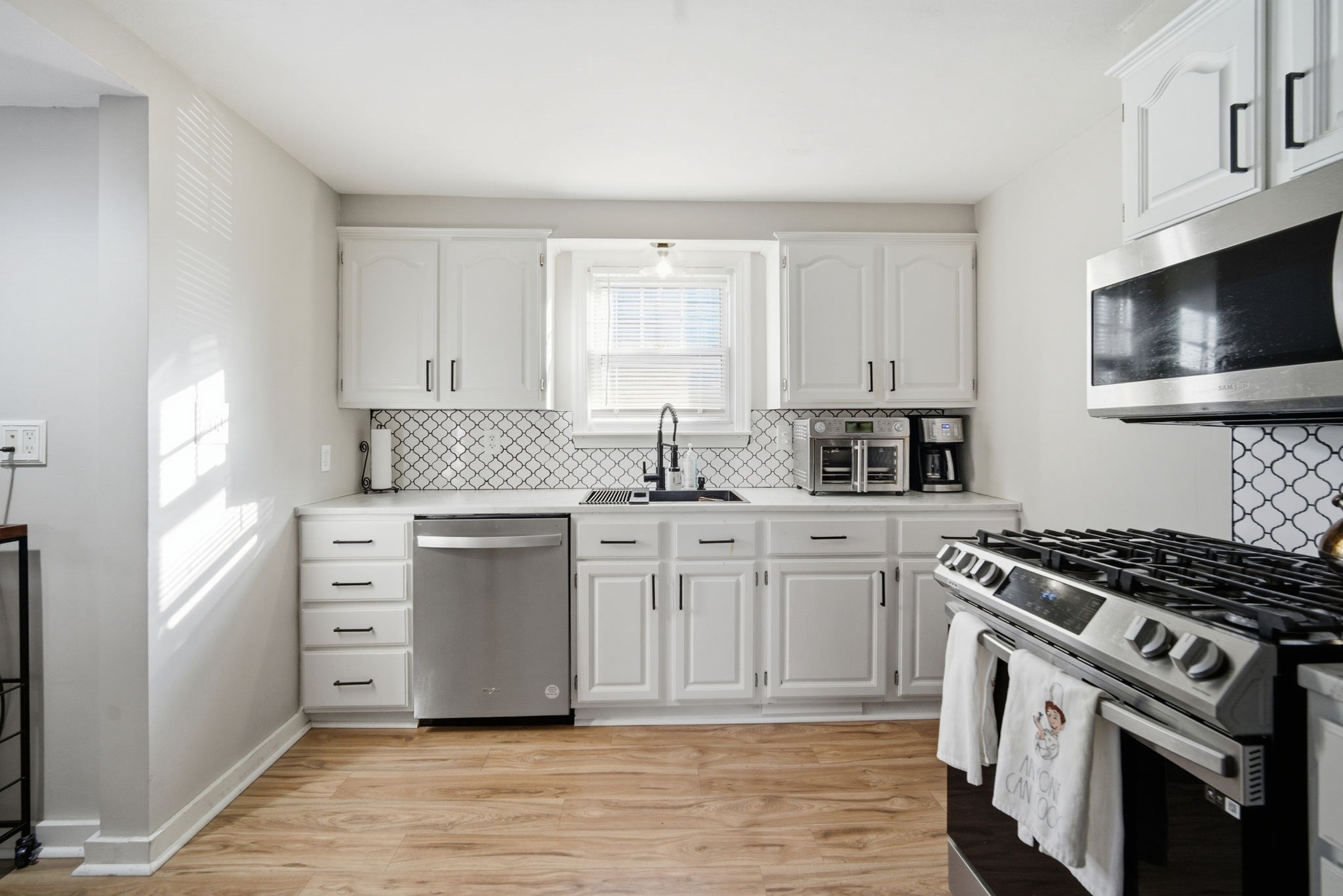 13 Bither St, Springfield, MA 01118 - Image 9