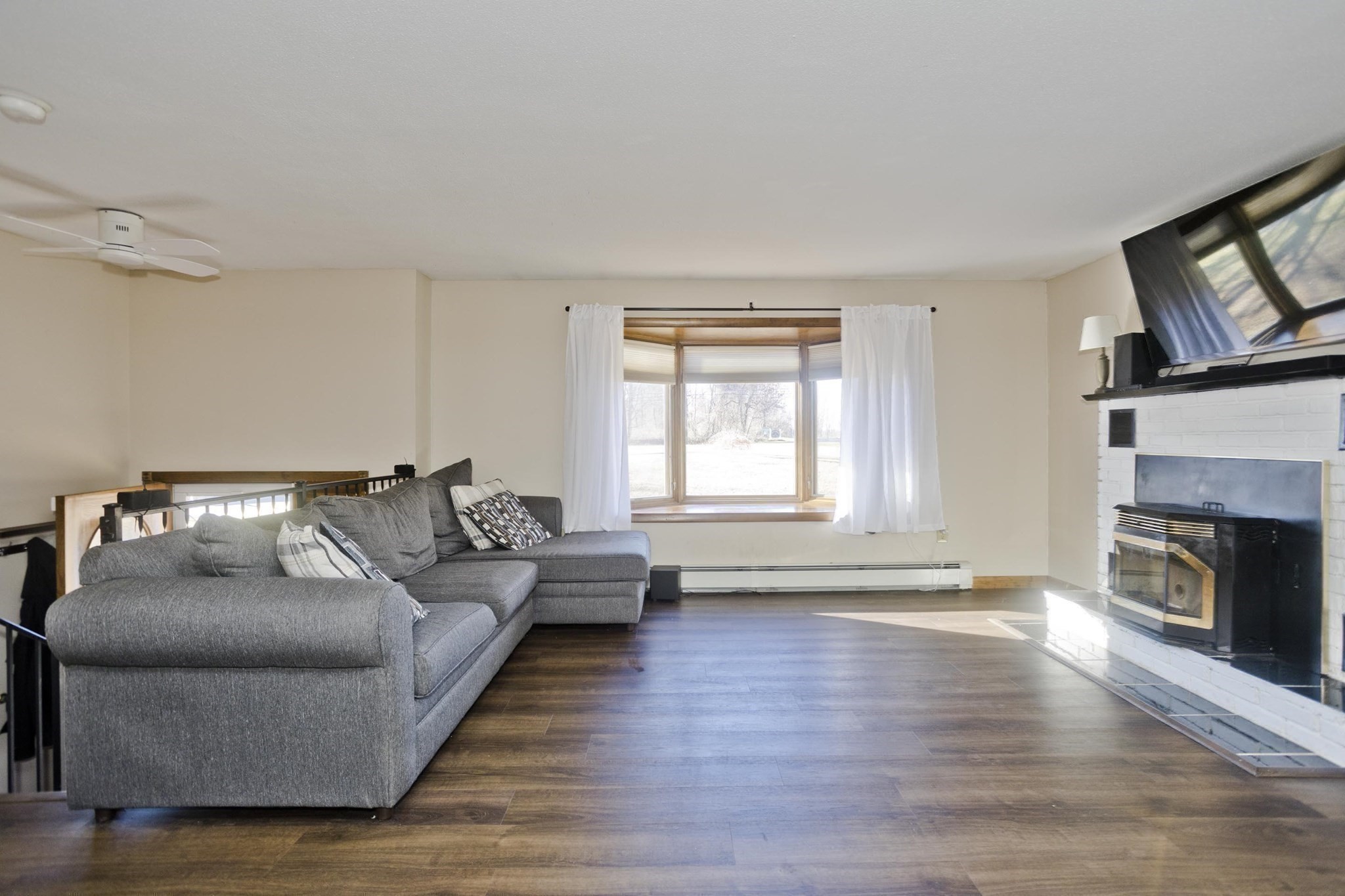 63 N Washington St, Belchertown, MA 01007 - Image 18