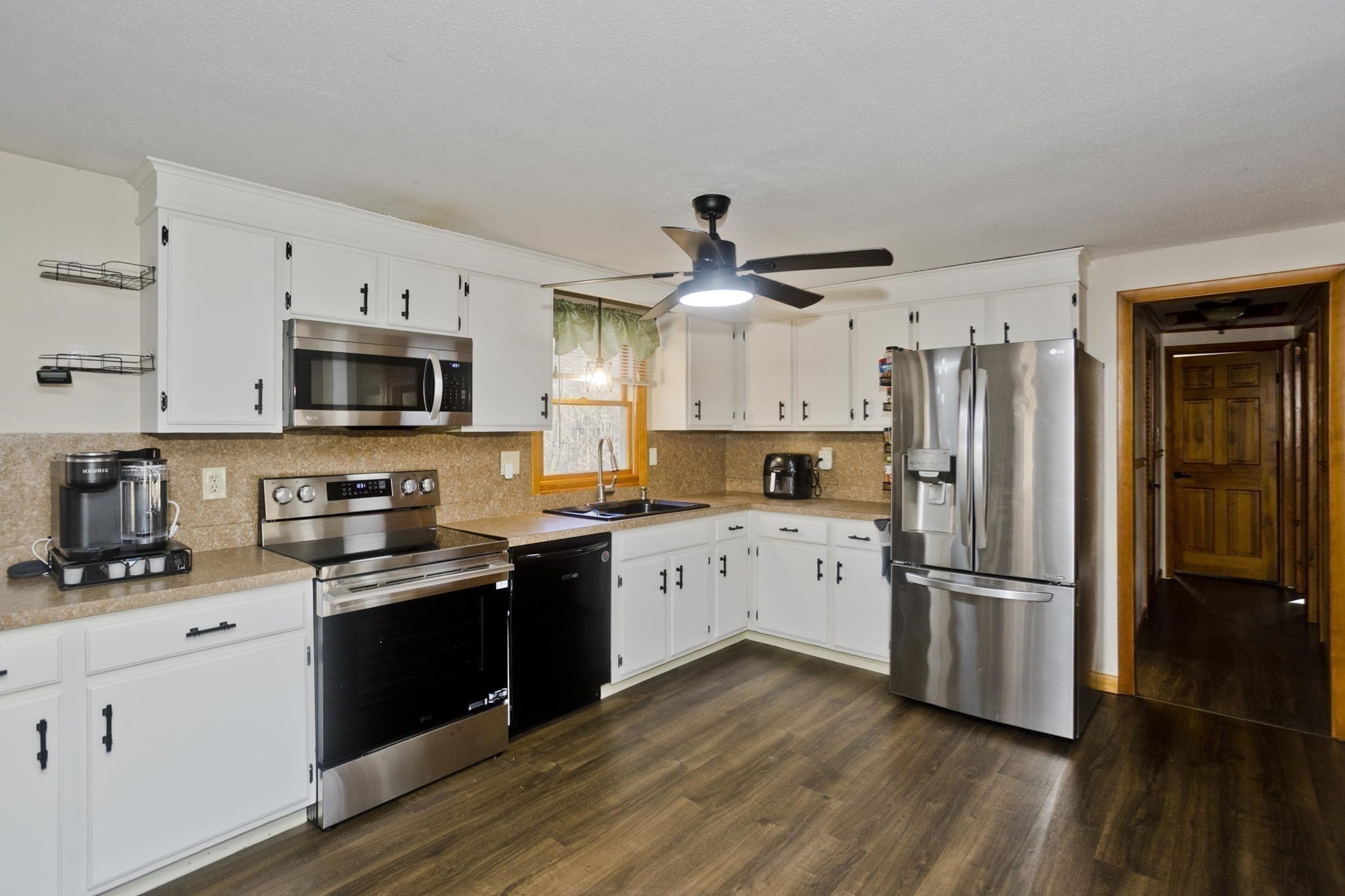 63 N Washington St, Belchertown, MA 01007 - Image 8