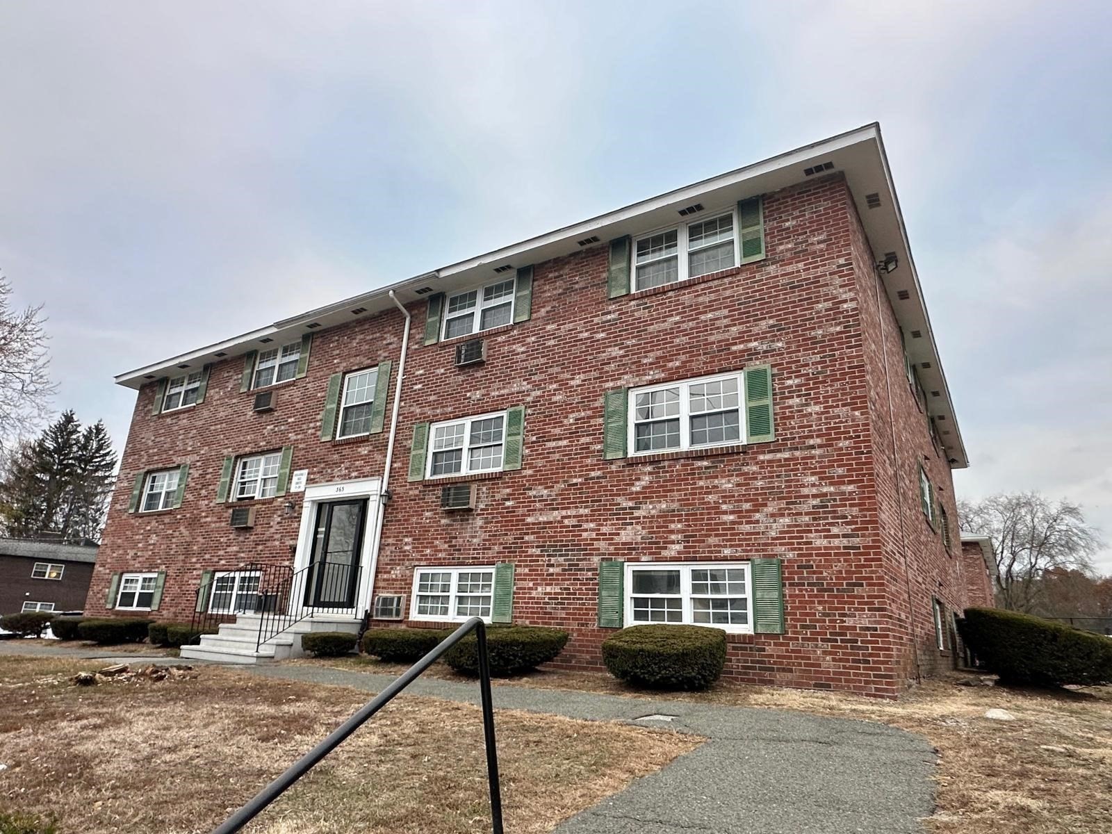 363 Hildreth Unit 11, Lowell, MA 01850