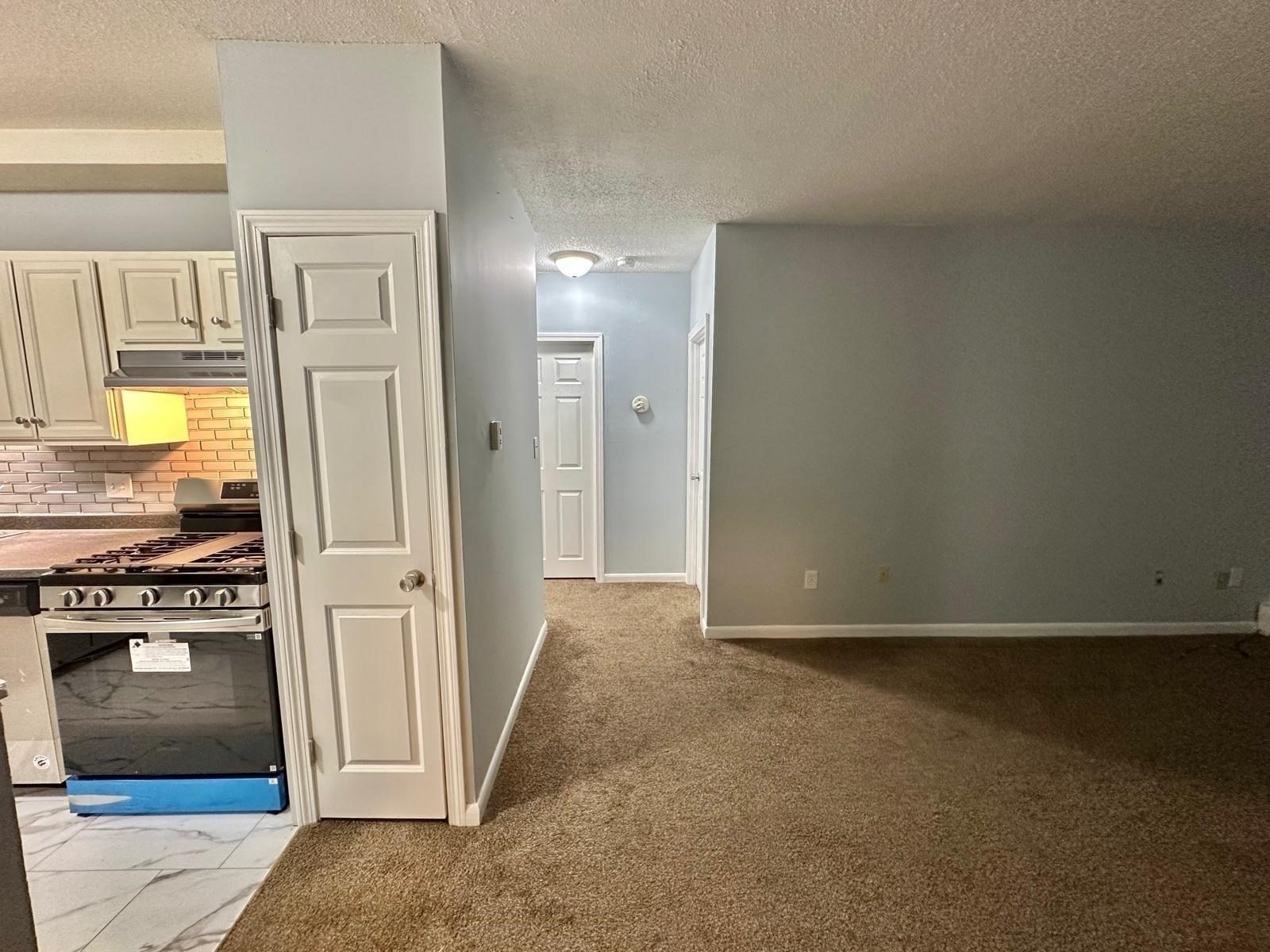 363 Hildreth Unit 11, Lowell, MA 01850 - Image 8