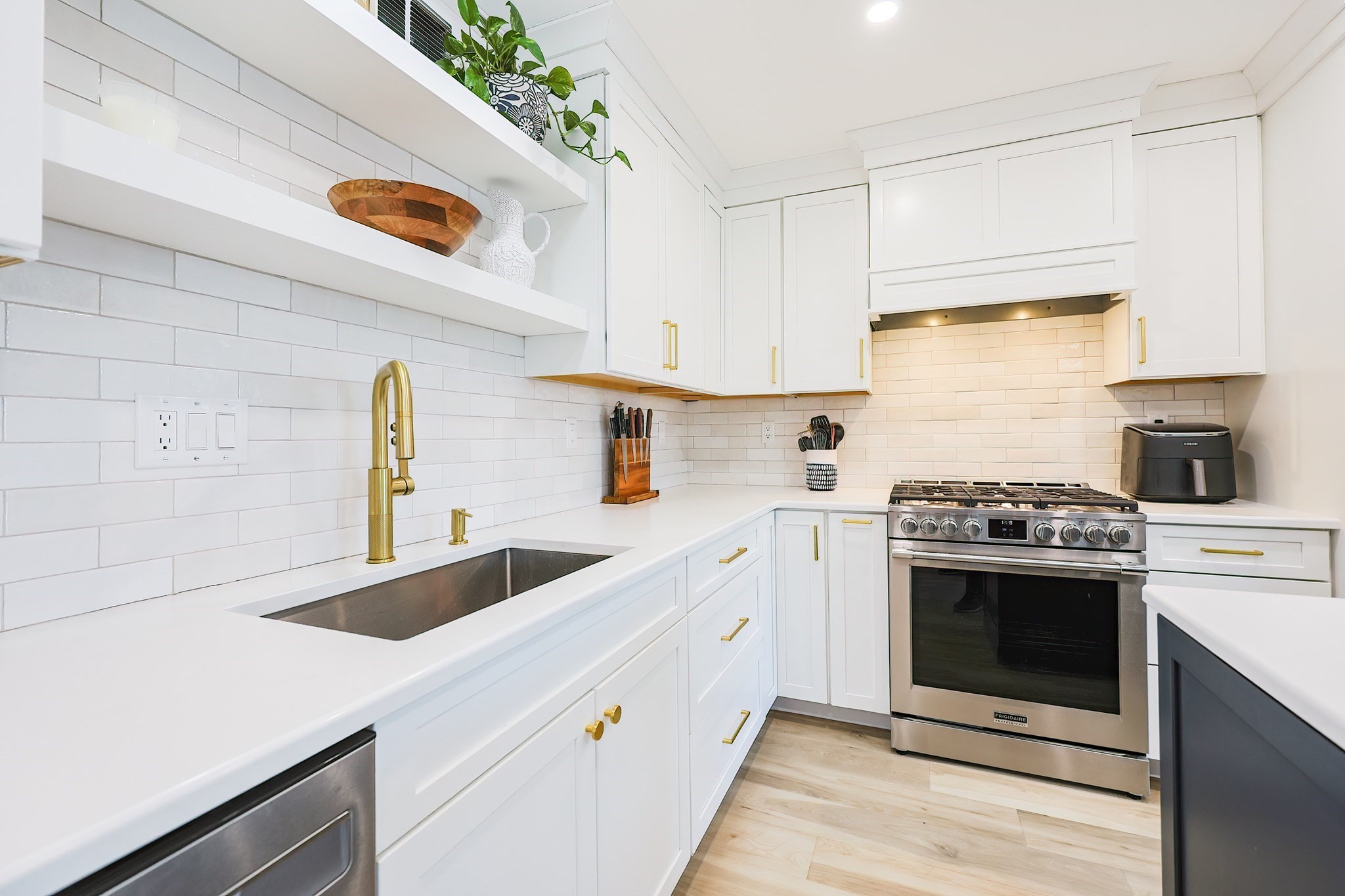 87 Nipmuc Trl Unit B, North Providence, RI 02904 - Image 8