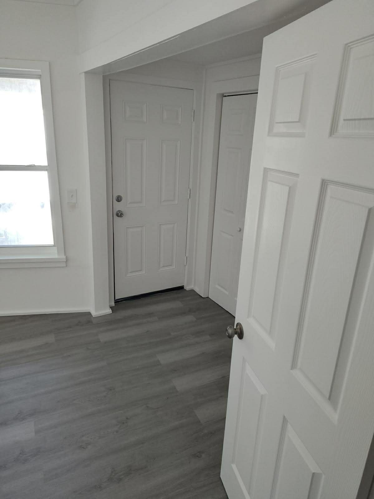 17 Wallace Pl, Pittsfield, MA 01201 - Image 2