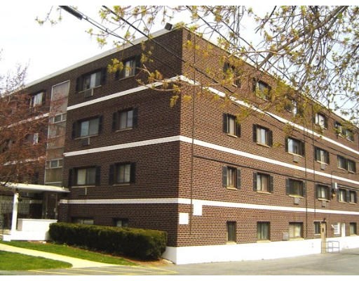 18 Glencoe Street Unit 42, Brighton, Boston, MA 02135 - Image 12