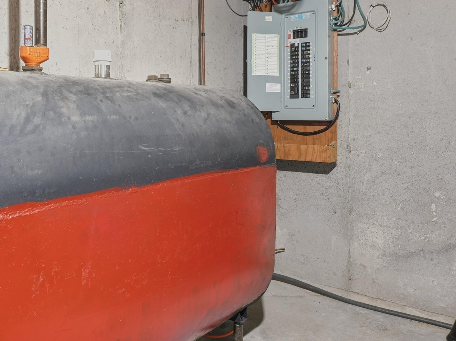 8 Crest Drive, Somersworth, NH 03878 - Image 16