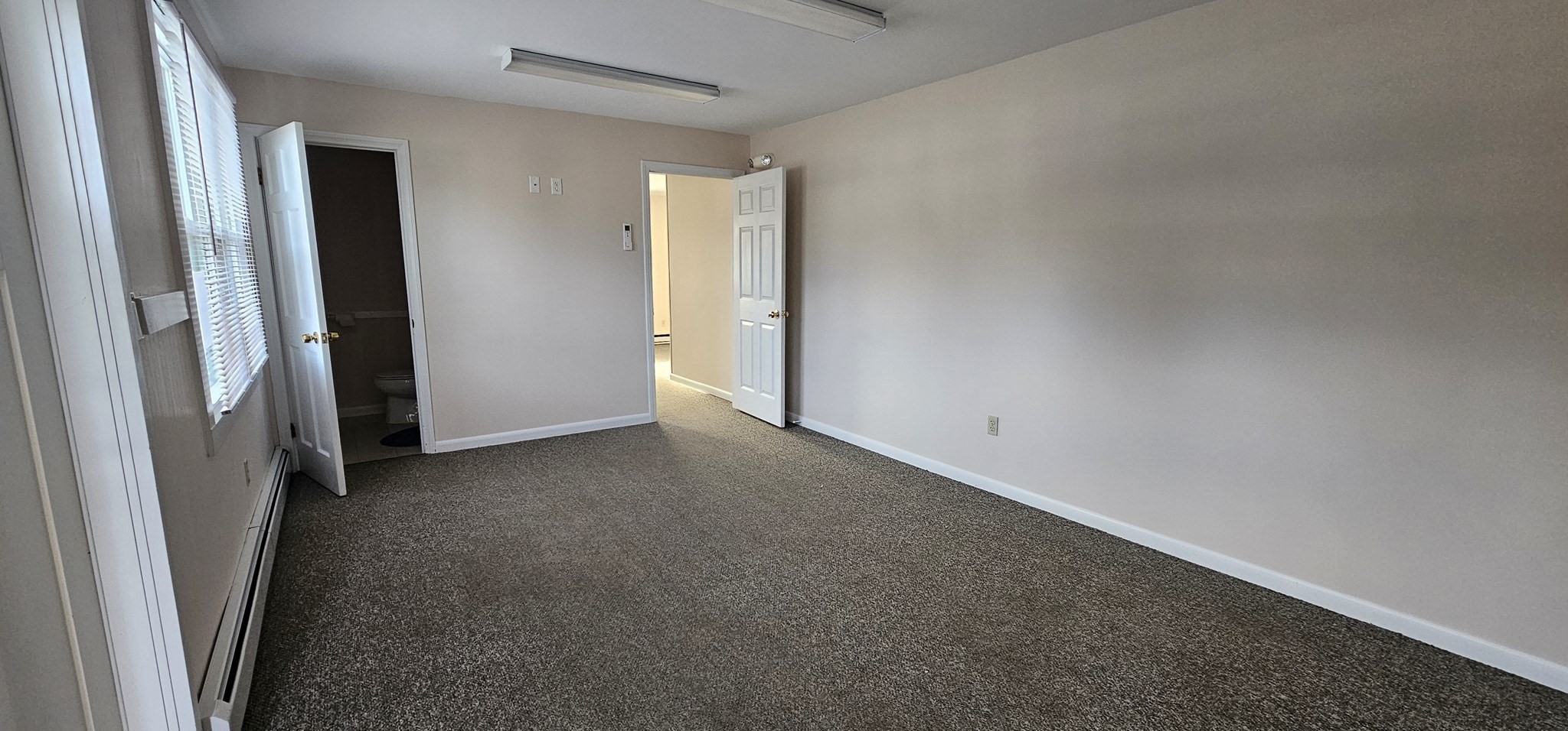 570 Newton St, South Hadley, MA 01075 - Image 4