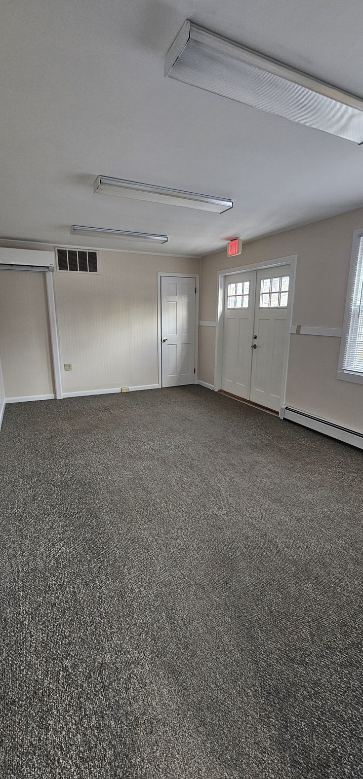 570 Newton St, South Hadley, MA 01075 - Image 7