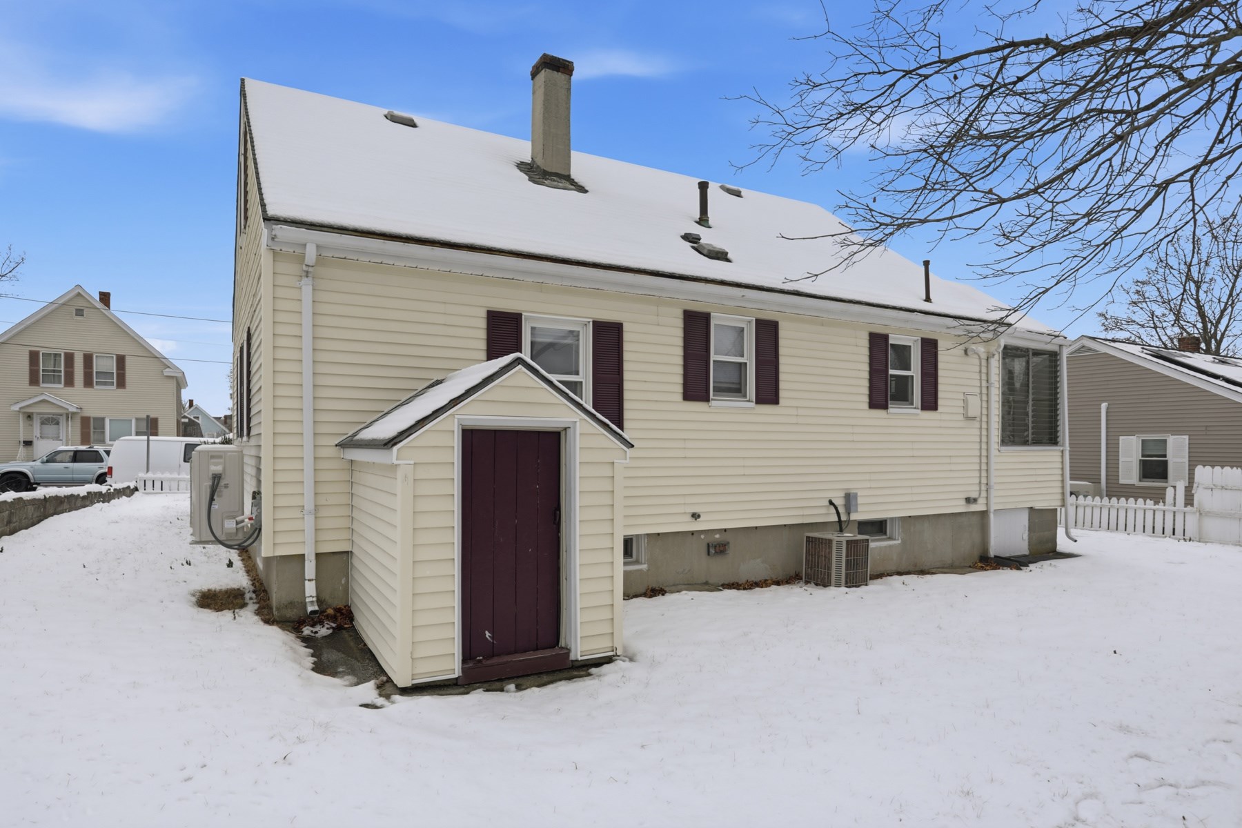 39 Phoebe Ave, Lowell, MA 01854 - Image 4