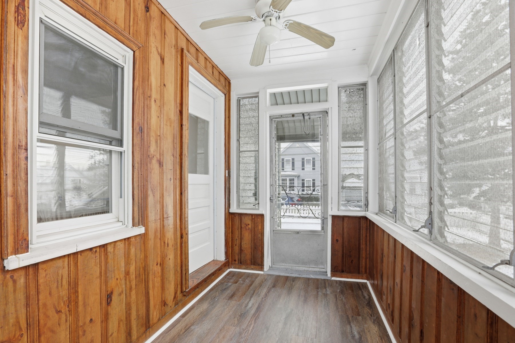 39 Phoebe Ave, Lowell, MA 01854 - Image 6