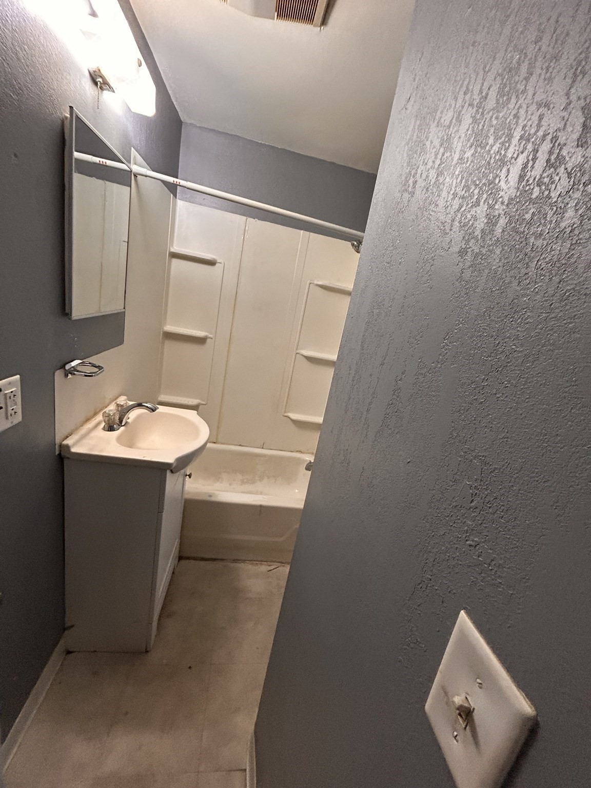 73 Lebanon Street, Springfield, MA 01109 - Image 13