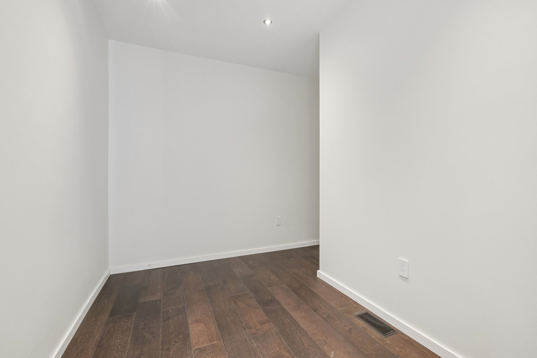 883 Greendale Ave, Needham, MA 02492 - Image 15