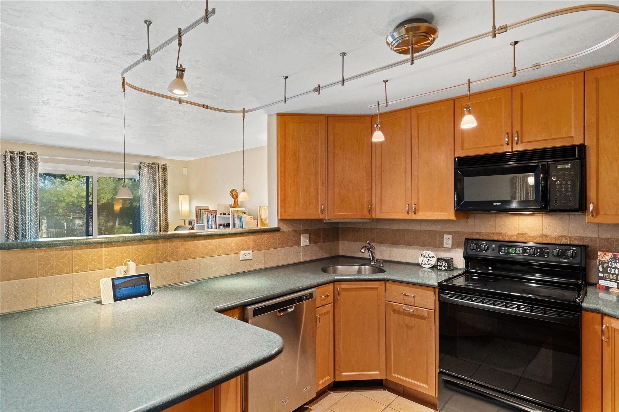 51 John Drive Unit 51, Grafton, MA 01536 - Image 11