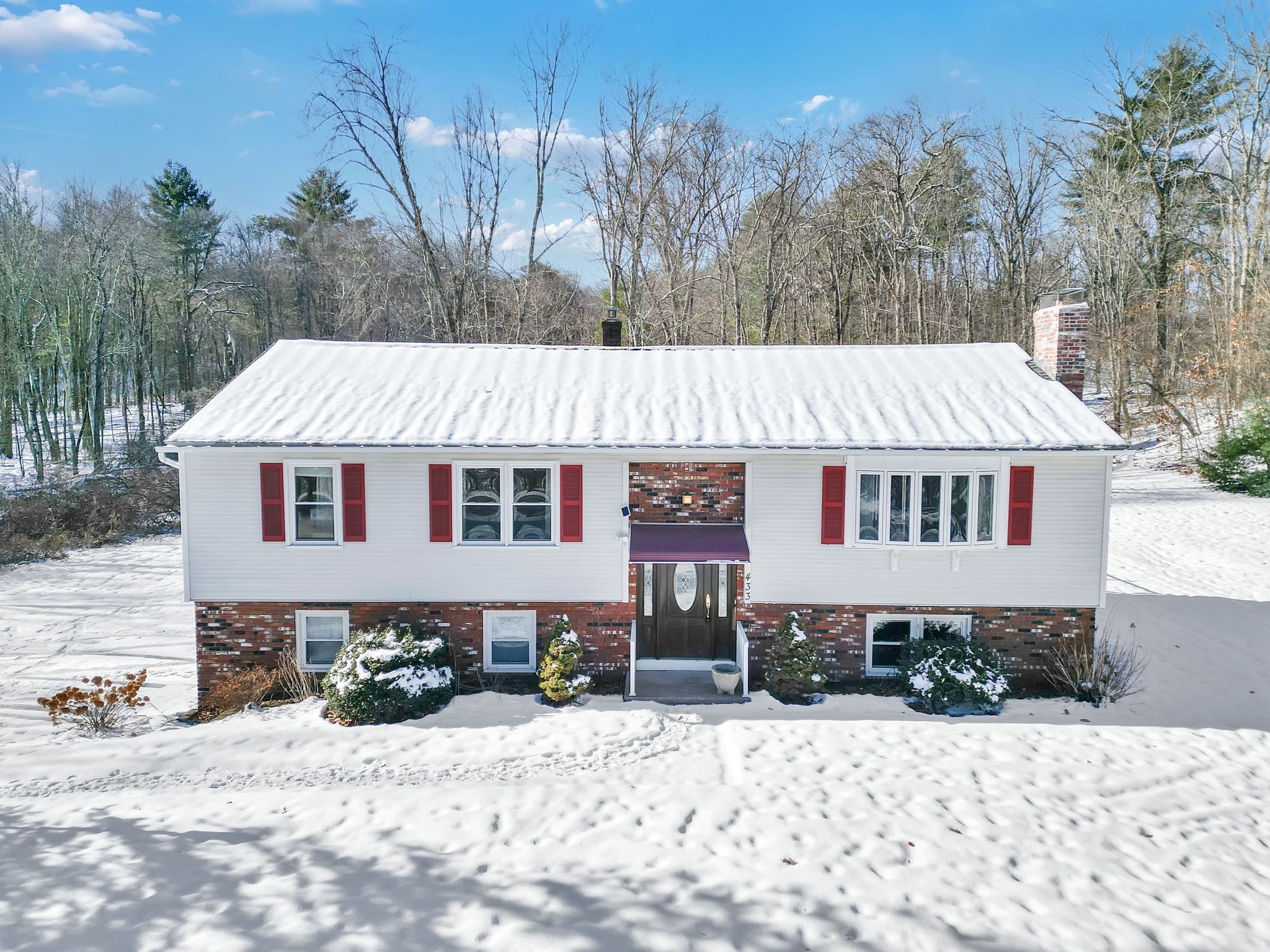 433 Ventura St, Ludlow, MA 01056 - Image 1