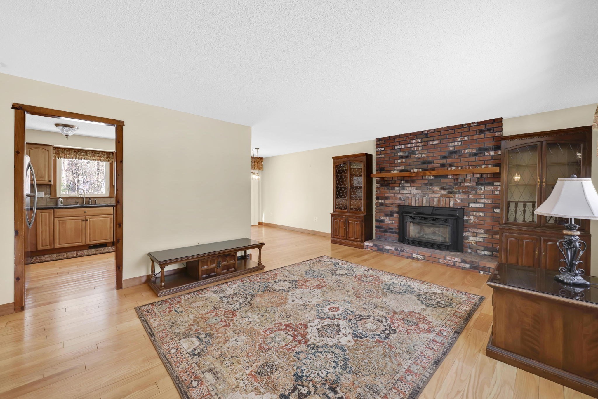 433 Ventura St, Ludlow, MA 01056 - Image 11