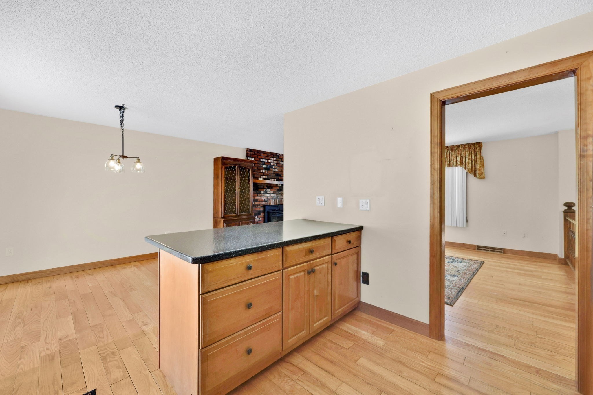 433 Ventura St, Ludlow, MA 01056 - Image 6