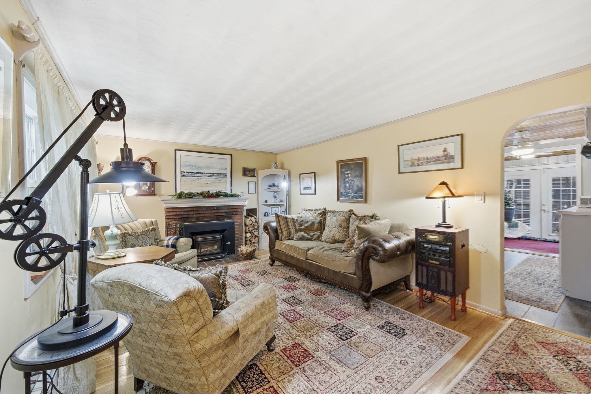 4 Laurel Street, Woburn, MA 01801 - Image 4