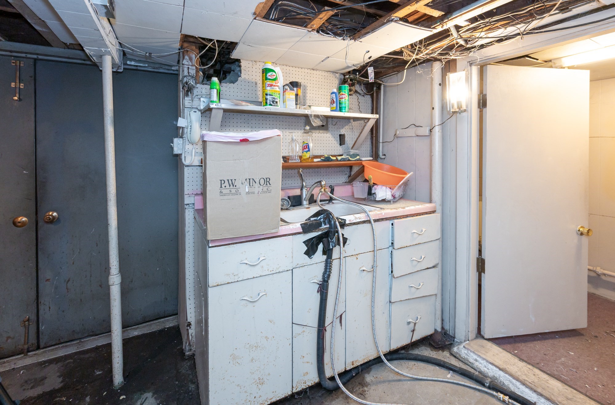 525 Chelmsford St, Lowell, MA 01851 - Image 31