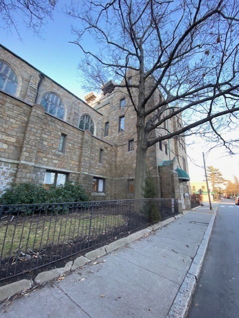 288 Walnut Unit 1, Newton, MA 02460 - Image 2