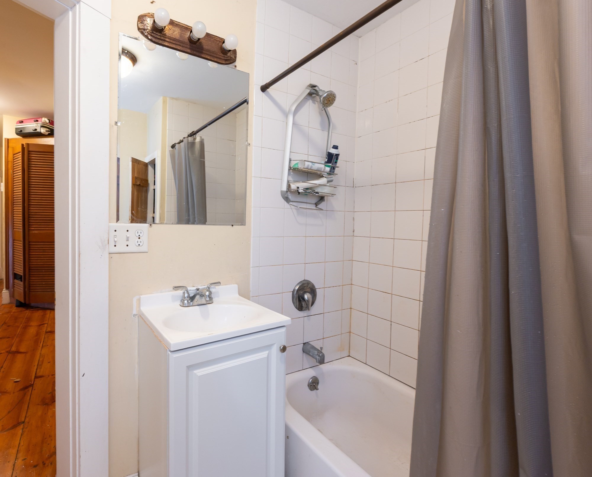 94 D St, Lowell, MA 01851 - Image 21