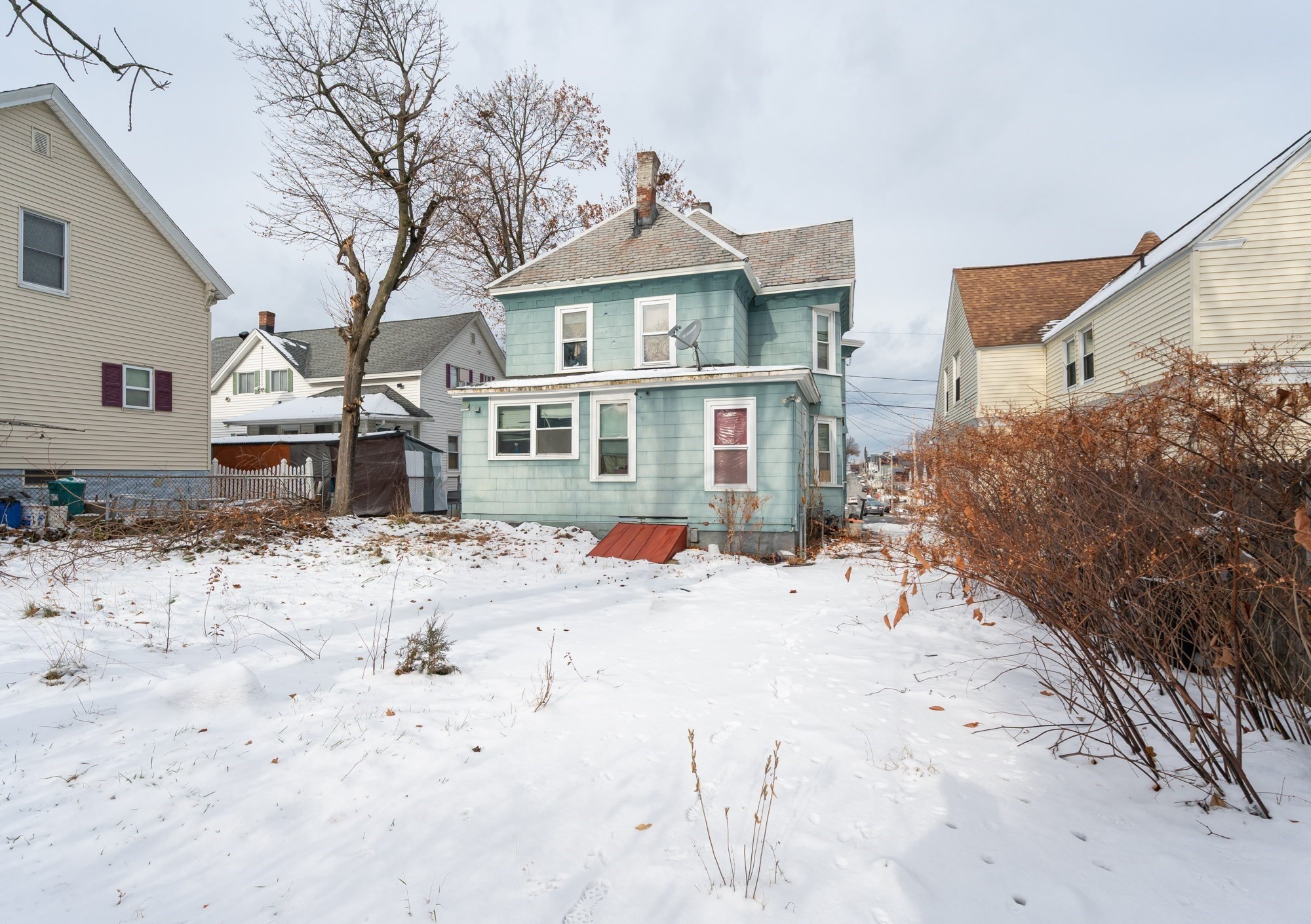 94 D St, Lowell, MA 01851 - Image 28