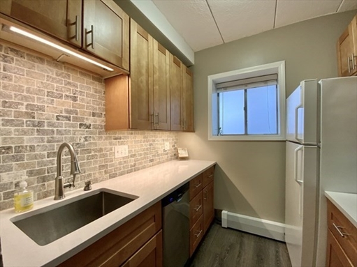 995 Massachusetts Ave, Apt 106