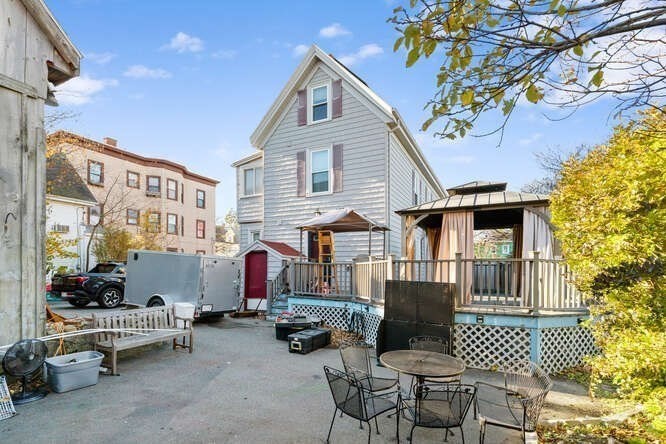 16 Hollingsworth St, Lynn, MA 01902 - Image 30