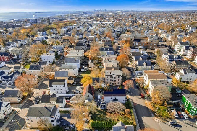 16 Hollingsworth St, Lynn, MA 01902 - Image 39