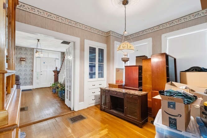 16 Hollingsworth St, Lynn, MA 01902 - Image 8