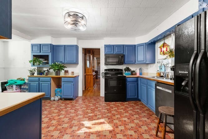 16 Hollingsworth St, Lynn, MA 01902 - Image 10