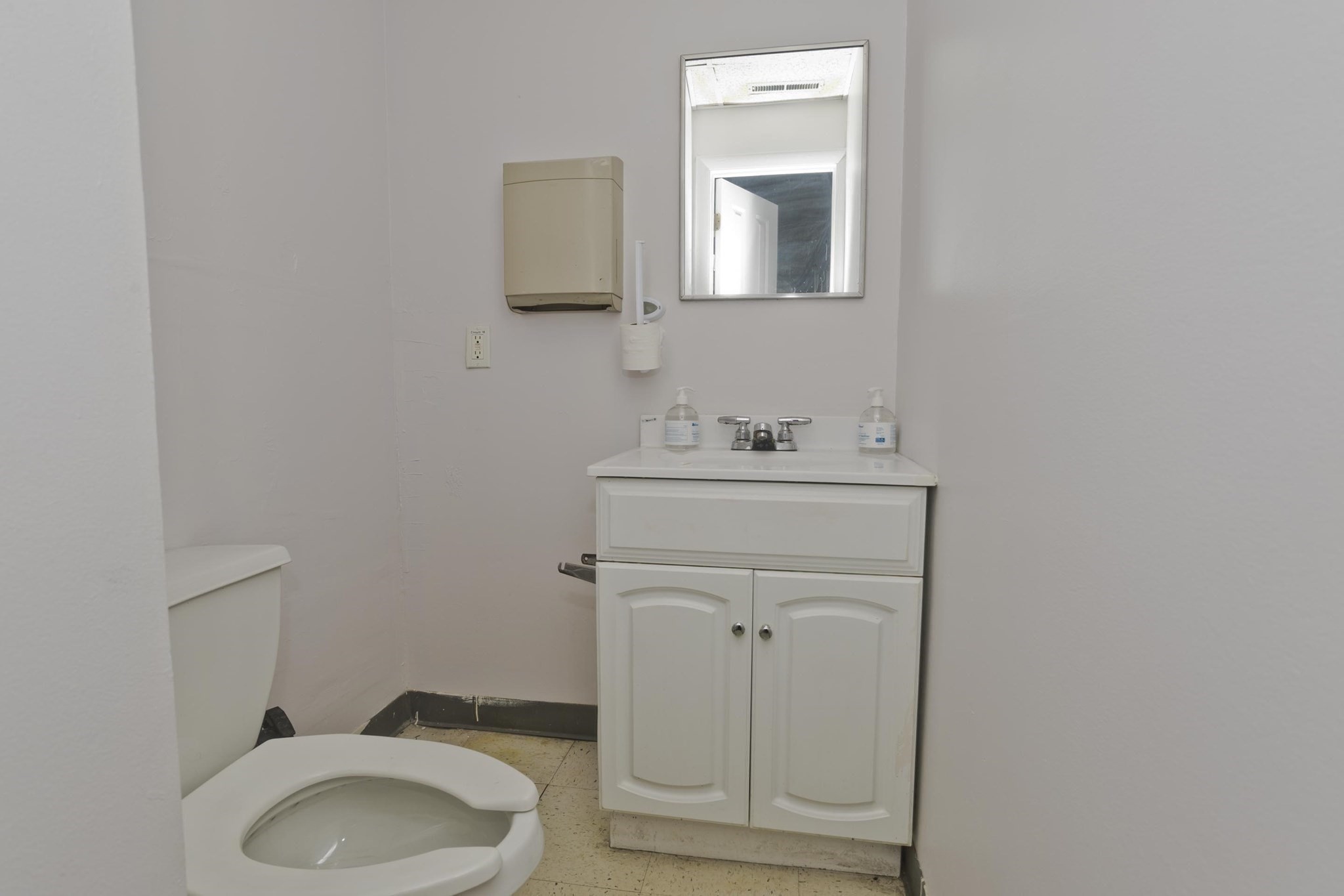 168 Worthington Street, Springfield, MA 01103 - Image 11