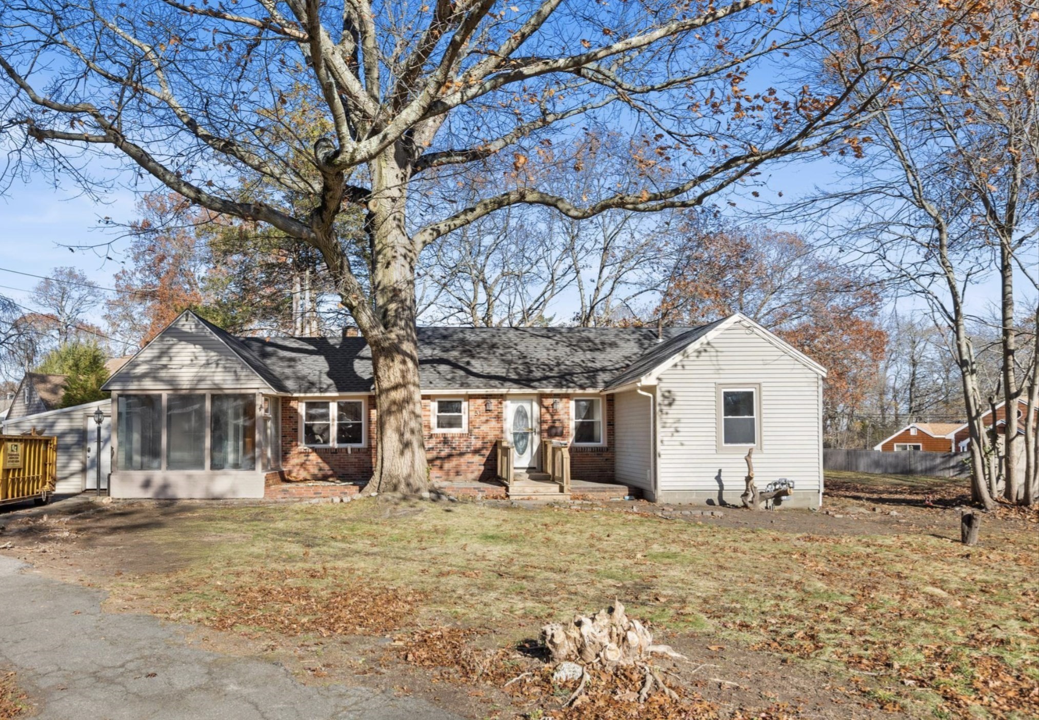 51 Himoor Cir, Randolph, MA 02368
