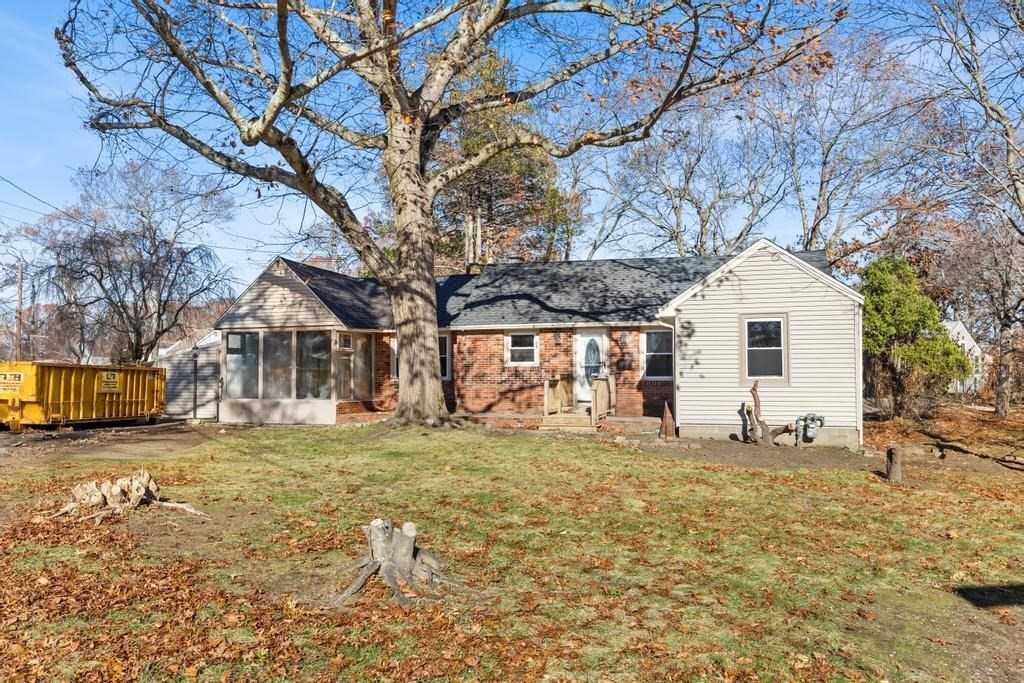 51 Himoor Cir, Randolph, MA 02368 - Image 2