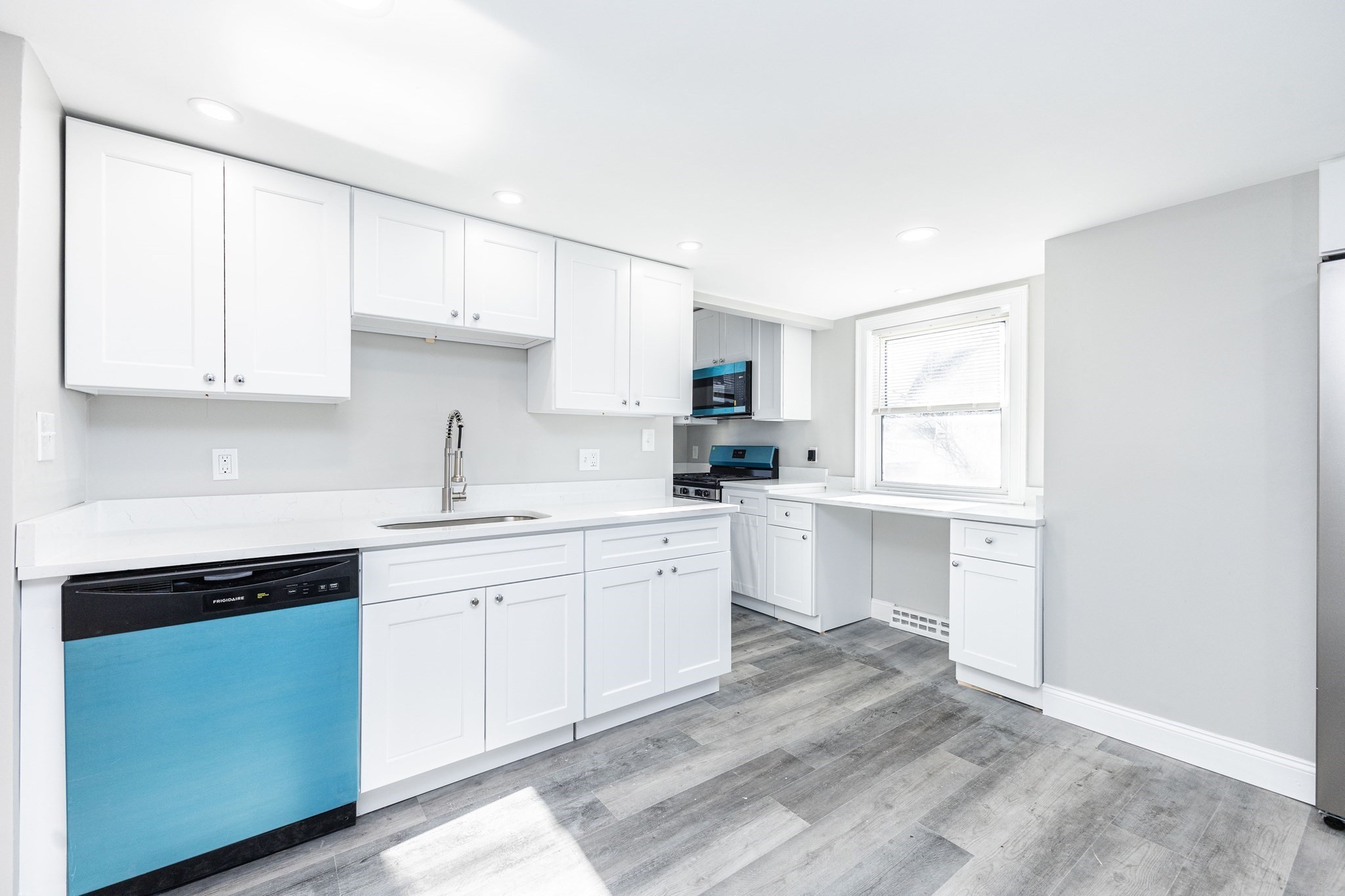 115 Webster St, Malden, MA 02148 - Image 1