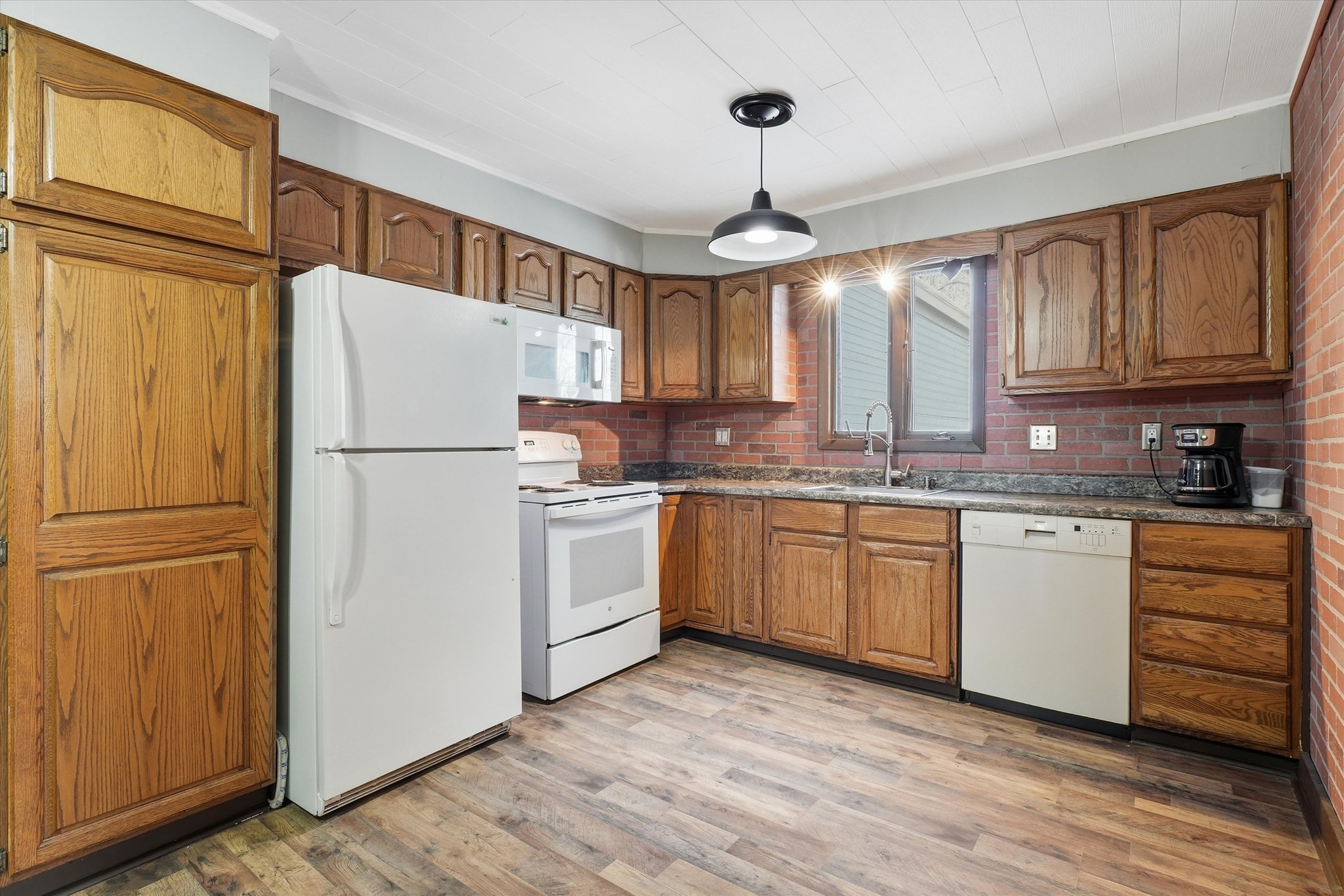 293 Pine St, Gardner, MA 01440 - Image 30